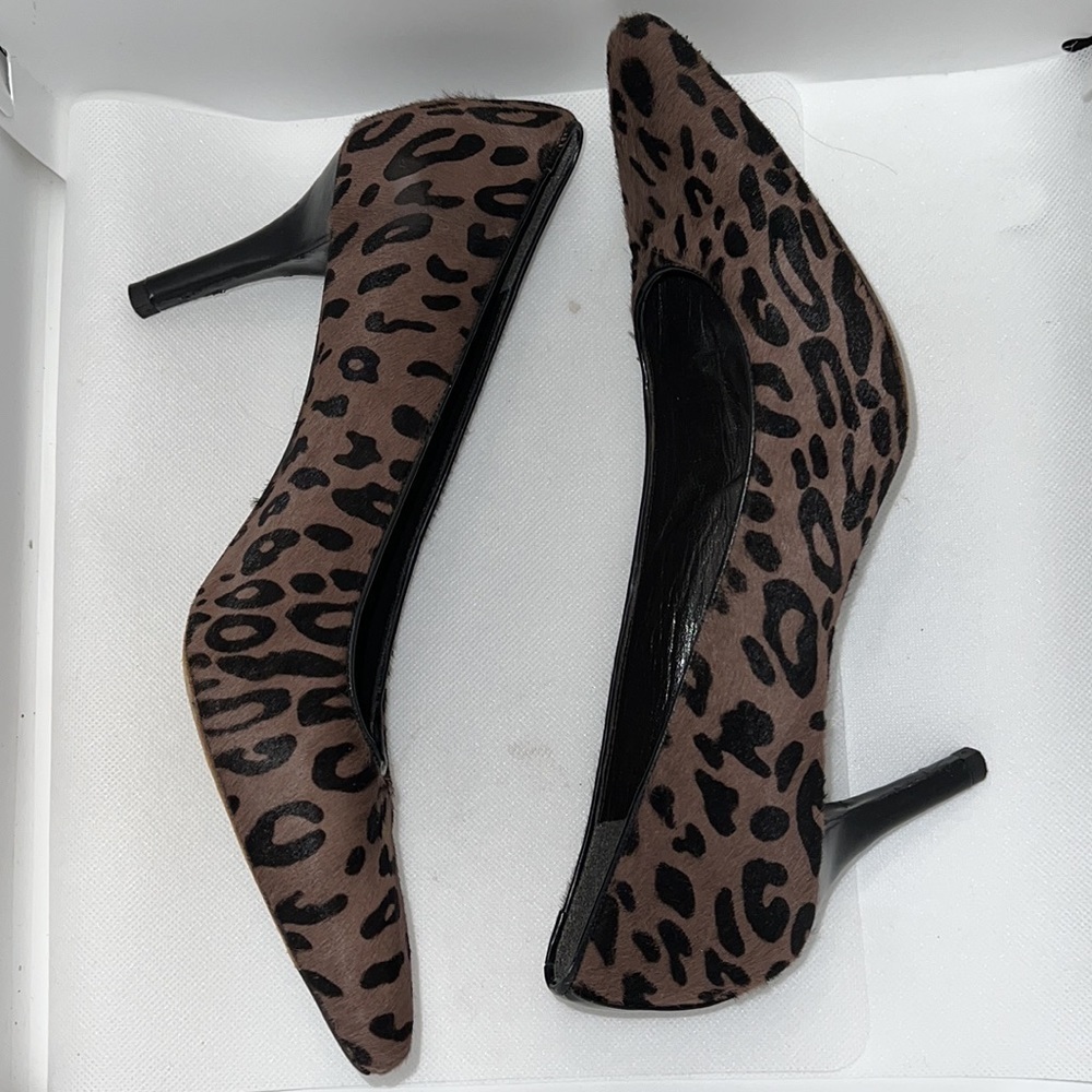 Stuart Weitzman animal Print leather pumps women’s‎ shoes Sz 8.5 M